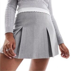 Gray Pleated Mini Skirt Uniqlo skort